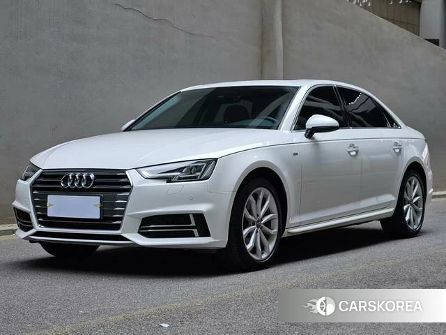 Audi A4L 2018 Белый из Китая, фото 4