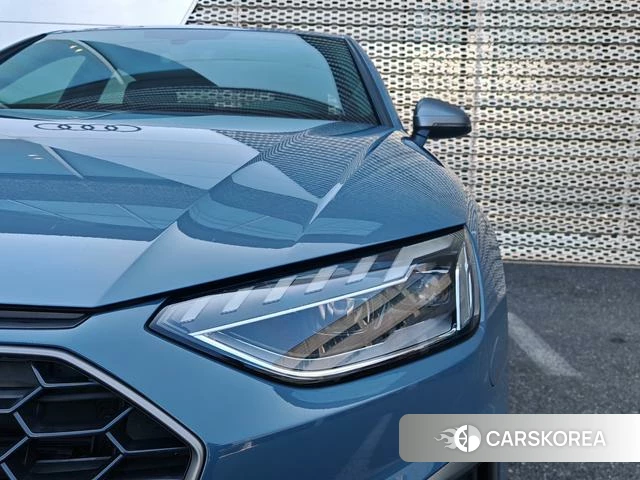 Audi A4L id 3888672 из Китая 9