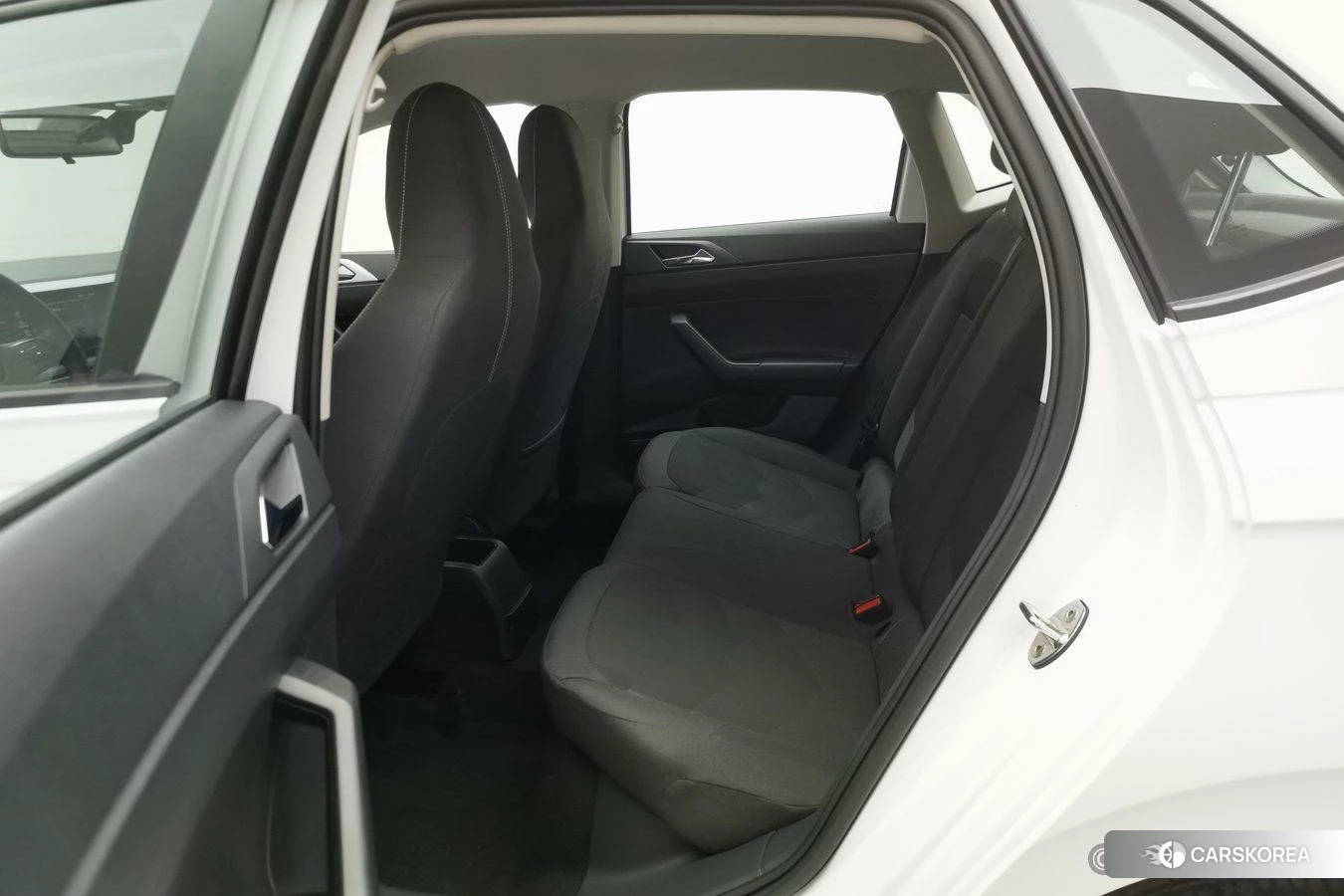 Volkswagen Polo id 4439027 из Китая 18