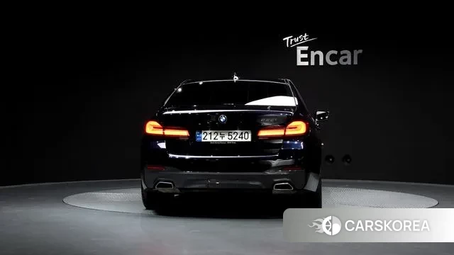 BMW 5 Series (G30) id 3416791 из Кореи 14