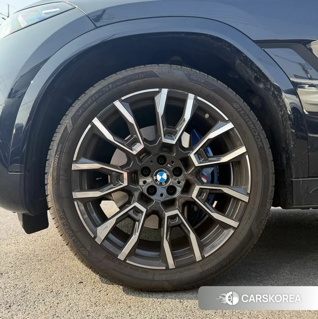BMW X6 (G06) 2025 Черный из Кореи, фото 5