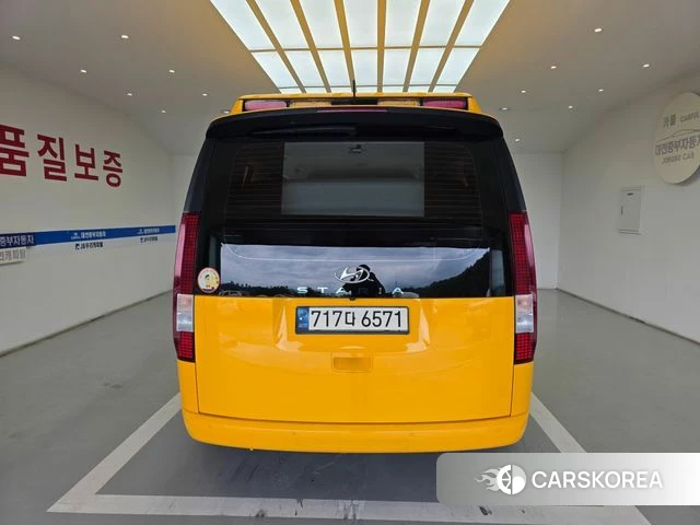 Hyundai Staria id 4550051 из Кореи 14