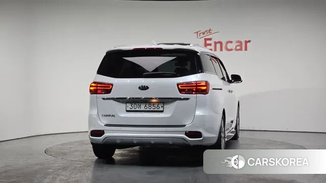 Kia The New Carnival id 3636450 из Кореи 14