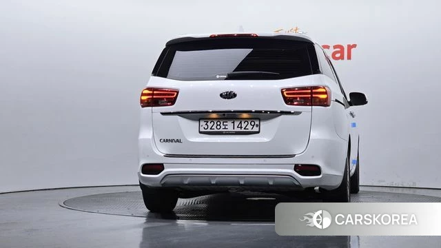 Kia The New Carnival id 4562870 из Кореи 14
