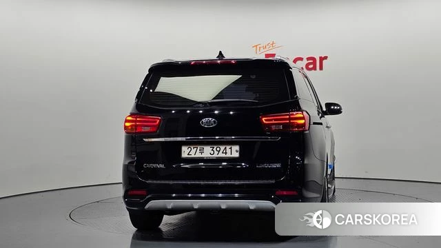 Kia The New Carnival id 4633214 из Кореи 14