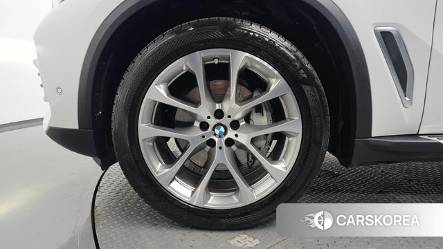 BMW X5 (G05) id 4688438 из Кореи 28