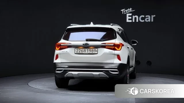 Kia Seltos id 3243493 из Кореи 14