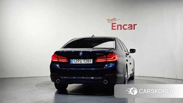 BMW 5 Series (G30) id 4620589 из Кореи 14