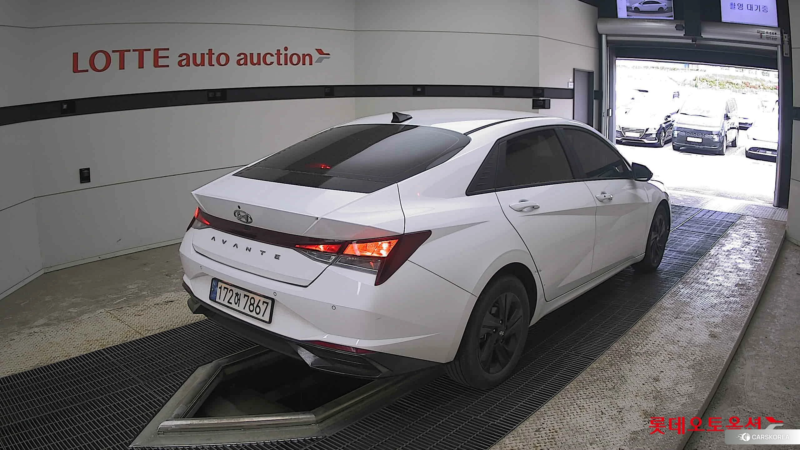 Hyundai Avante id 4289483 из Кореи 32