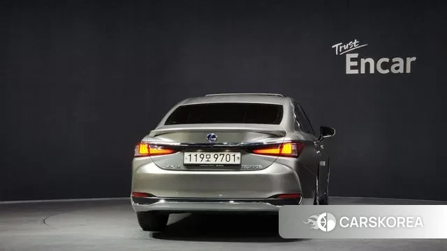 Lexus ES300h 7th generation id 3607475 из Кореи 14