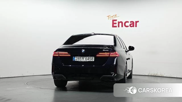 BMW 5 Series (G60) id 4229899 из Кореи 14