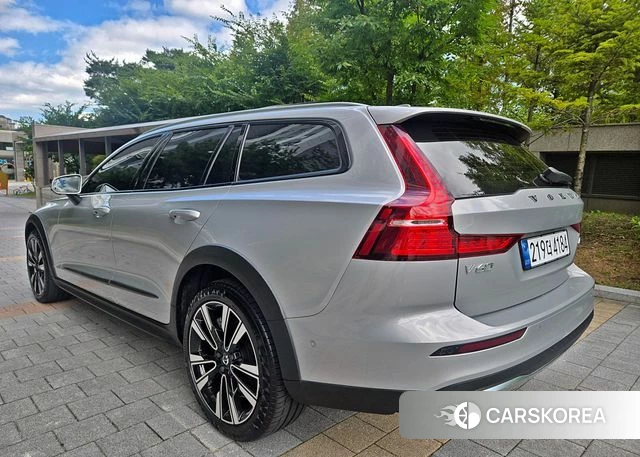 Volvo V60 Cross-Country 2nd Generation id 4871256 из Кореи 14