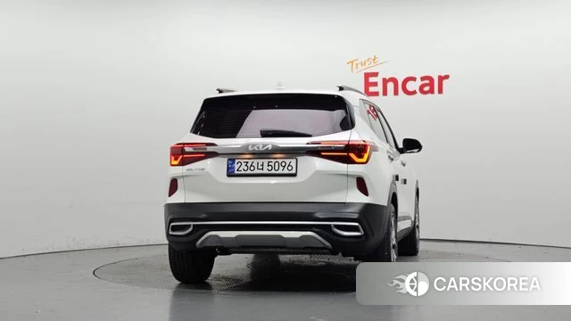 Kia Seltos id 4835632 из Кореи 27