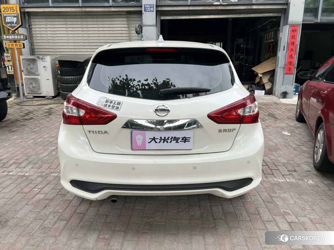 Nissan TIIDA 2022 Белый из Китая, фото 3