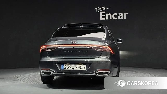 Hyundai The New Grandeur IG Hybrid id 4282848 из Кореи 25