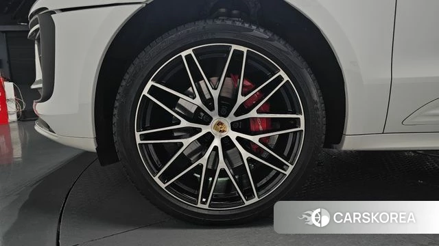 Porsche Macan id 4585586 из Кореи 29