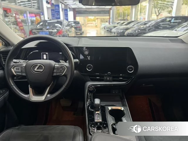 Lexus NX id 4259769 из Китая 8