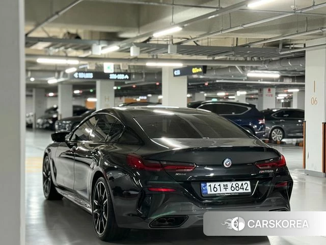 BMW 8 Series (G15) 2023 Черный из Кореи, фото 4