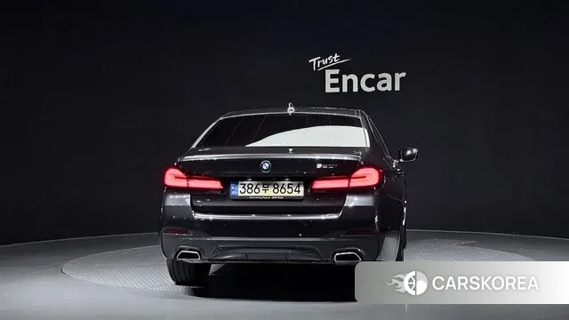 BMW 5 Series (G30) id 3390115 из Кореи 14