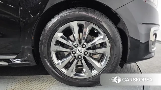 Kia All New Carnival id 3510221 из Кореи 14