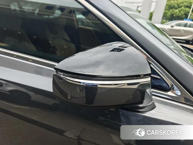 Lexus ES id 4353785 из Китая 13