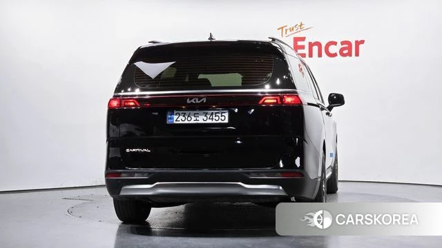 Kia Carnival 4th generation id 4231475 из Кореи 24