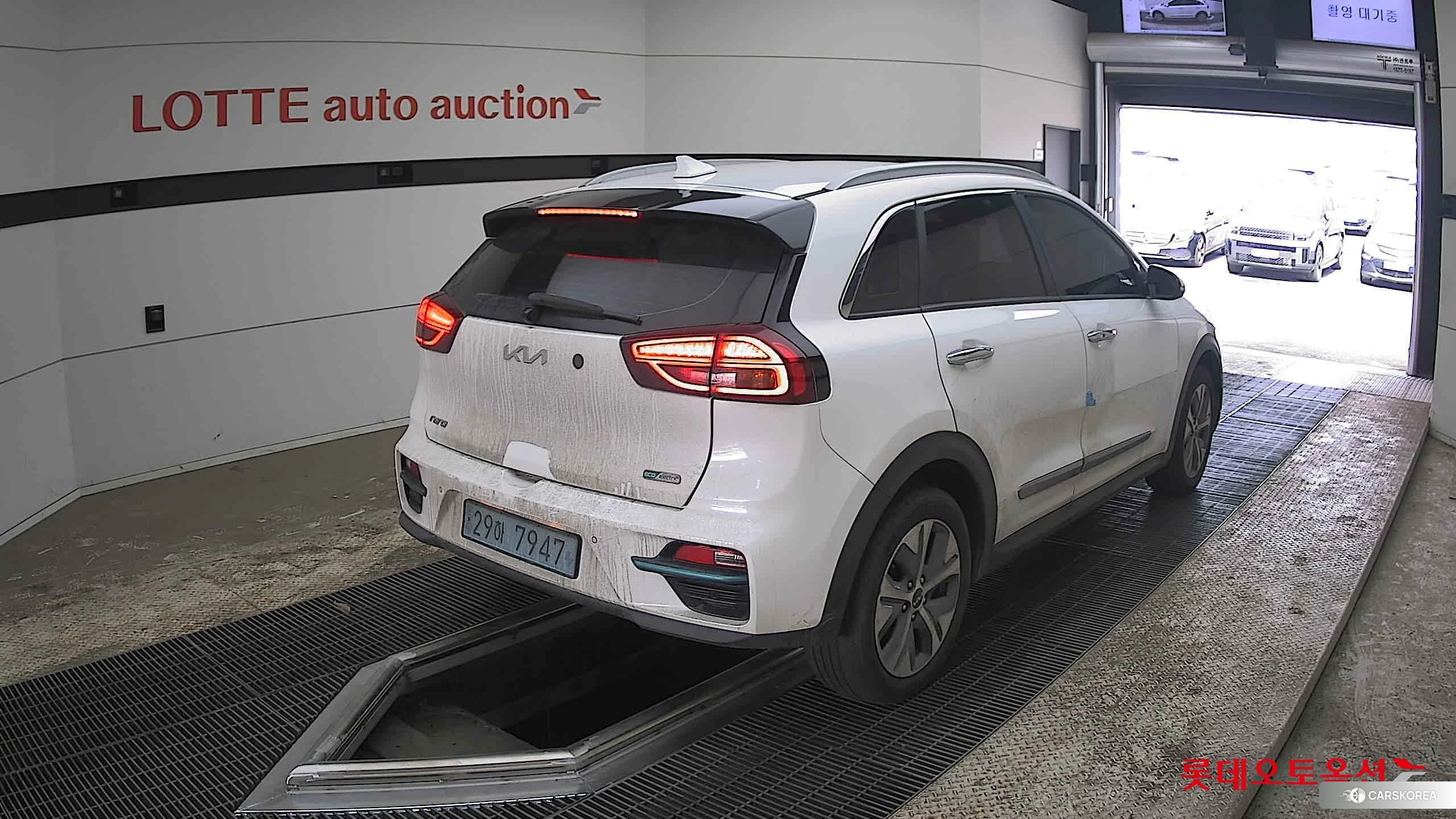 Kia Niro EV id 3888421 из Кореи 32