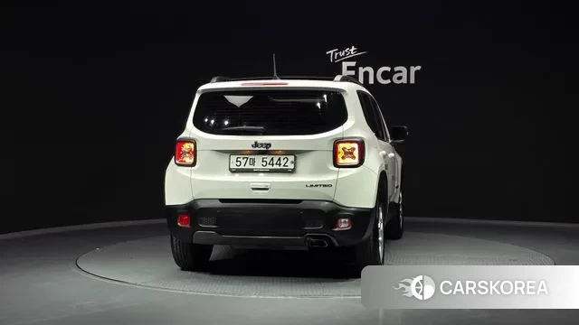Jeep Renegade id 3319351 из Кореи 14
