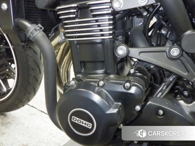 Engine photo