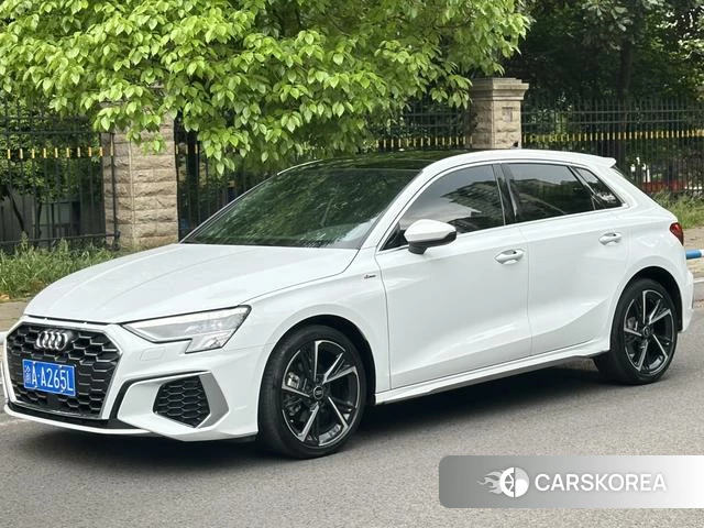 Audi A3 2024 Белый из Китая, фото 6