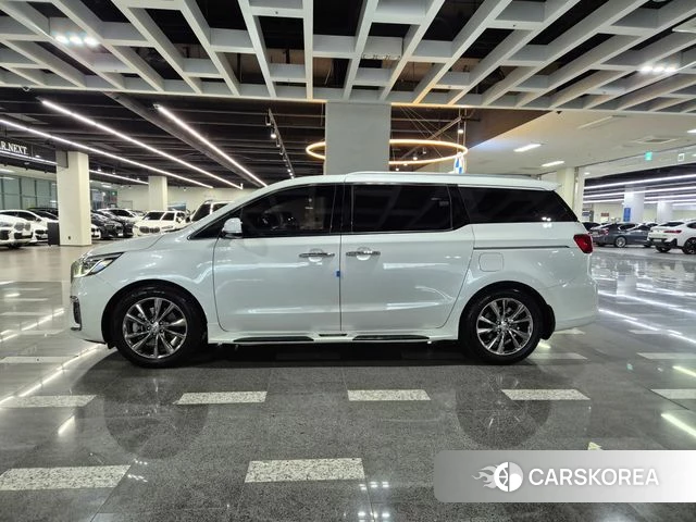 Kia The New Carnival id 4511623 из Кореи 13