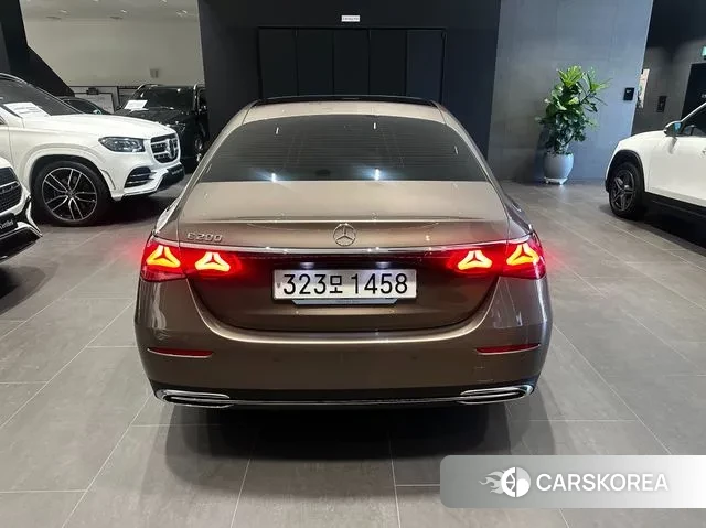 Mercedes-Benz E-Class W214 id 3750976 из Кореи 14