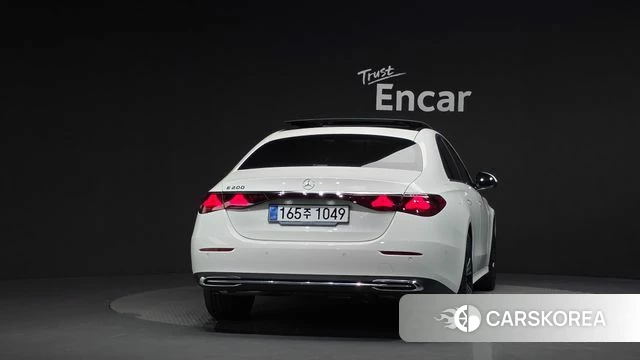 Mercedes-Benz E-Class W214 id 4499425 из Кореи 28