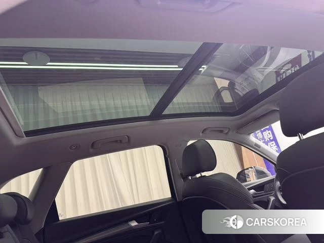 Audi Q5L id 4271818 из Китая 17