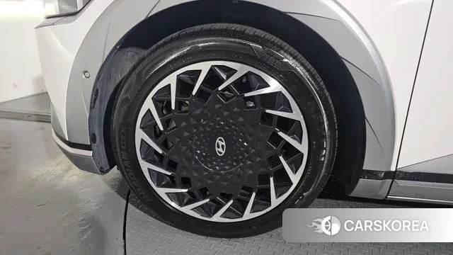 Hyundai Ionic 5 id 3712014 из Кореи 14