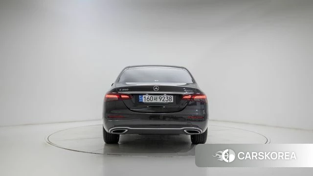 Mercedes-Benz E-Class W213 id 3799490 из Кореи 13