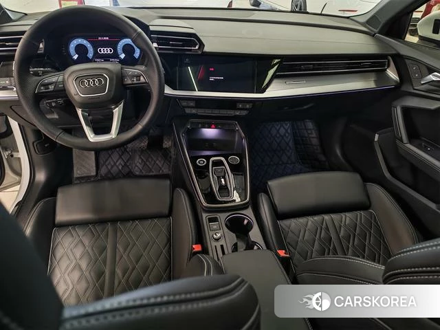 Audi A3 2025 Белый из Китая, фото 4