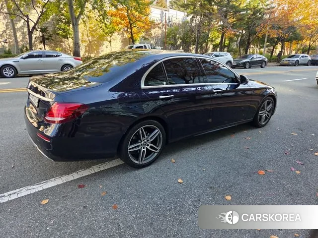Mercedes-Benz E-Class W213 2019 Синий из Кореи, фото 6