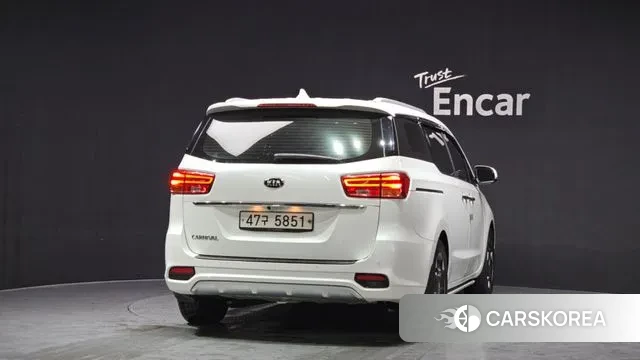 Kia The New Carnival id 3647104 из Кореи 14