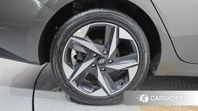 Hyundai Avante Hybrid (CN7) id 4645707 из Кореи 25