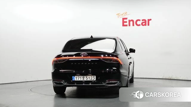 Hyundai The New Grandeur IG Hybrid id 4249434 из Кореи 27
