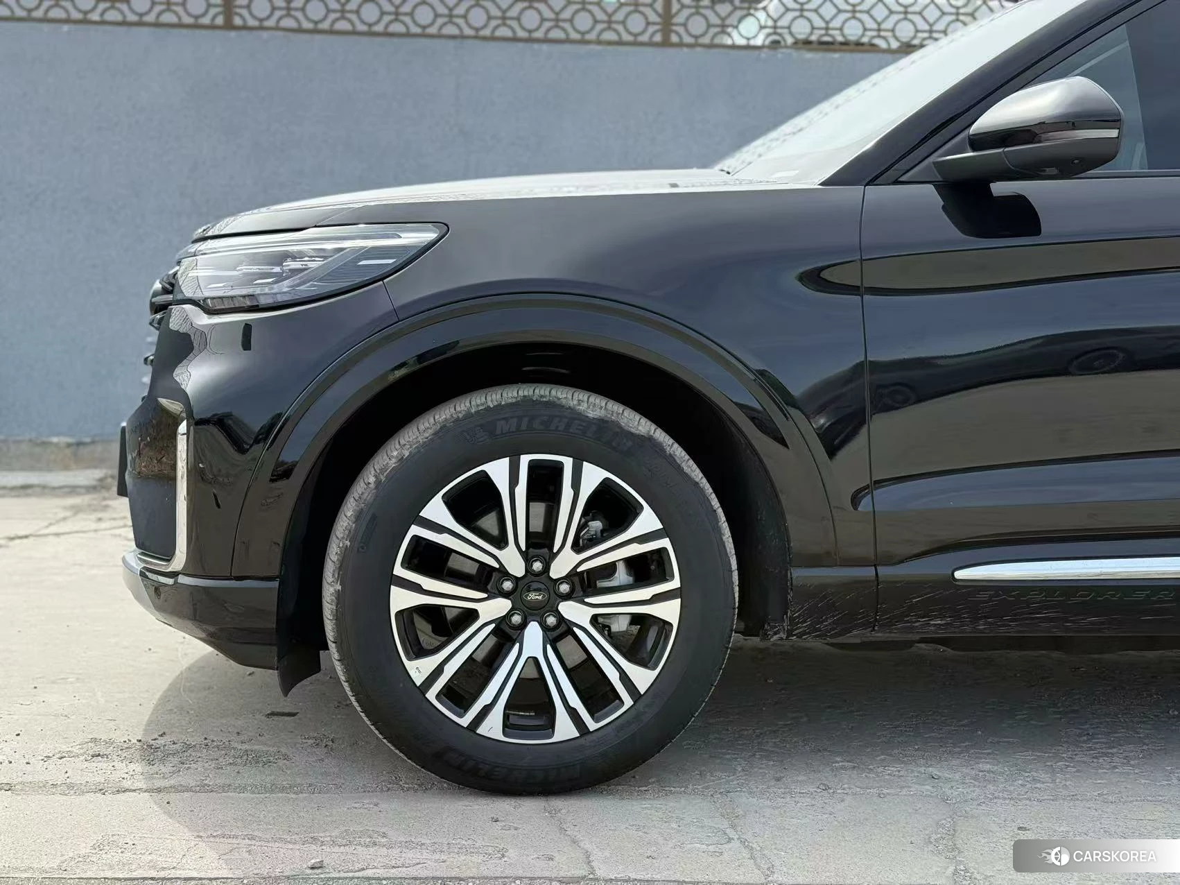Ford Explorer id 4441383 из Китая 10