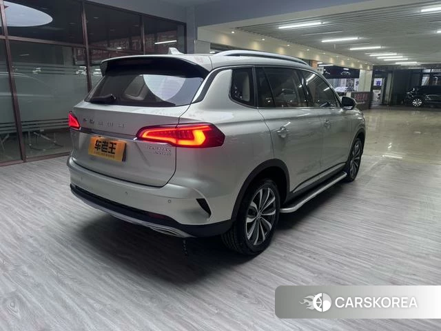 Roewe RX5 MAX 2020 Шампань из Китая, фото 4