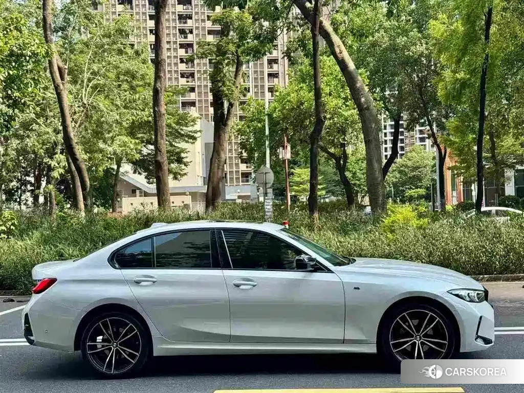 BMW 3 series 2024 Белый из Китая, фото 4