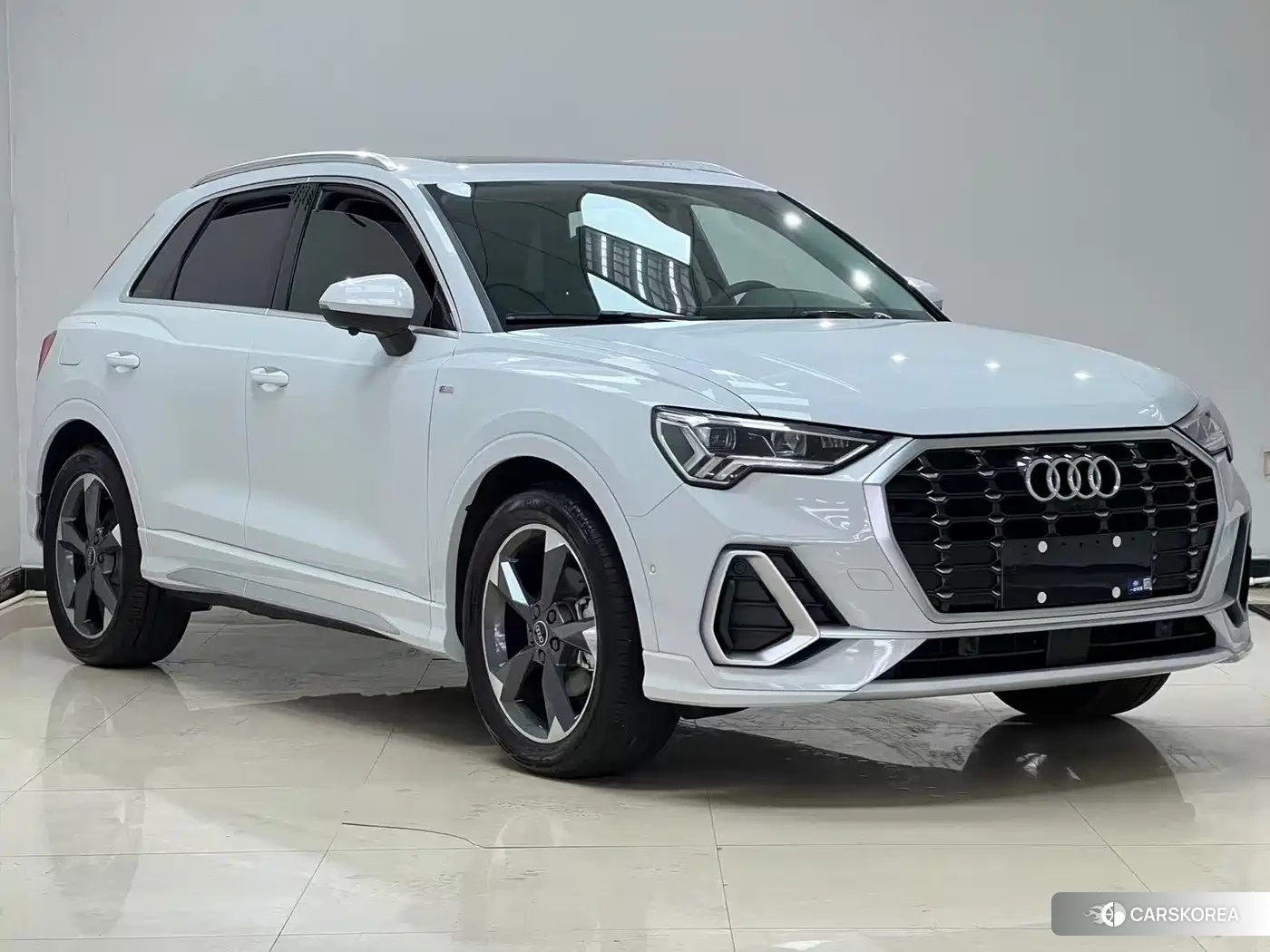 Audi Q3 id 4629106 из Китая 18