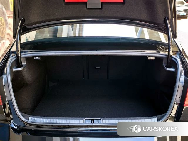 Volkswagen Magotan id 4306939 из Китая 10