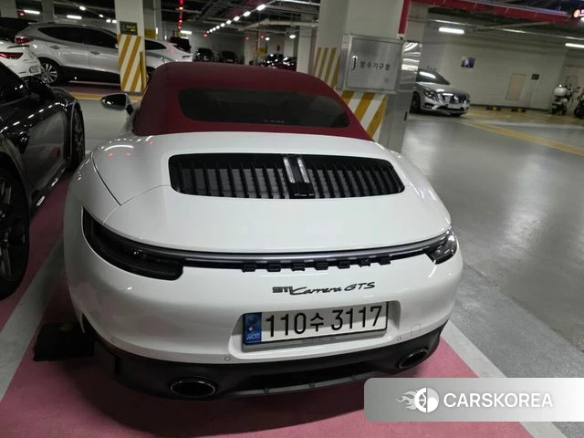 Porsche 911(992) id 4293137 из Кореи 9