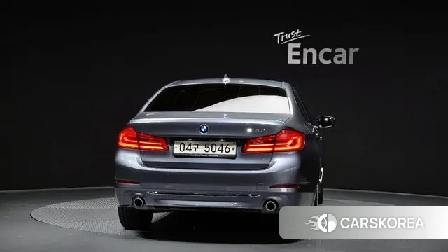 BMW 5 Series (G30) id 3004614 из Кореи 14