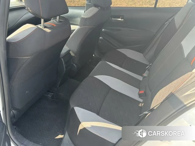 Toyota Corolla 2023 Белый из Китая, фото 4