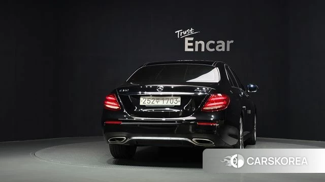 Mercedes-Benz E-Class W213 id 4856017 из Кореи 29